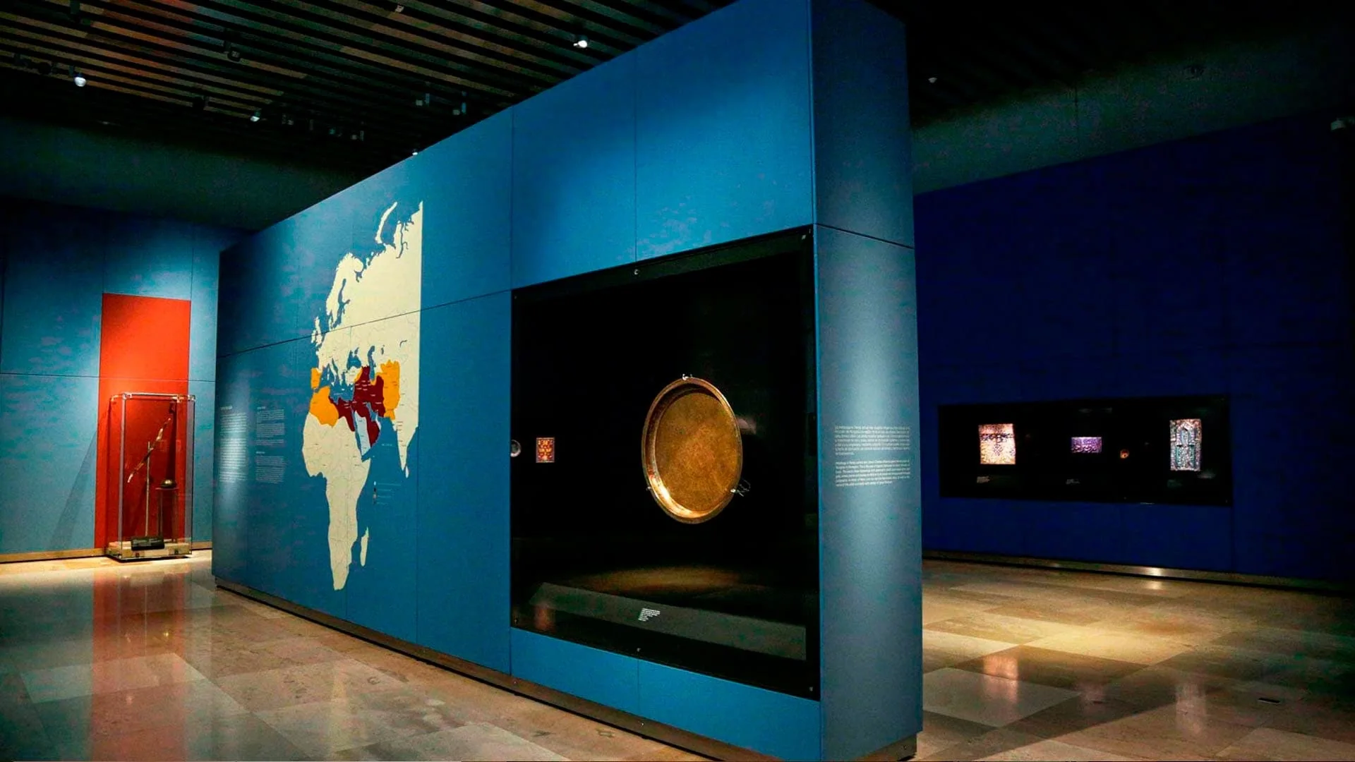 Artes Decorativas Islámicas, vista de la exposición