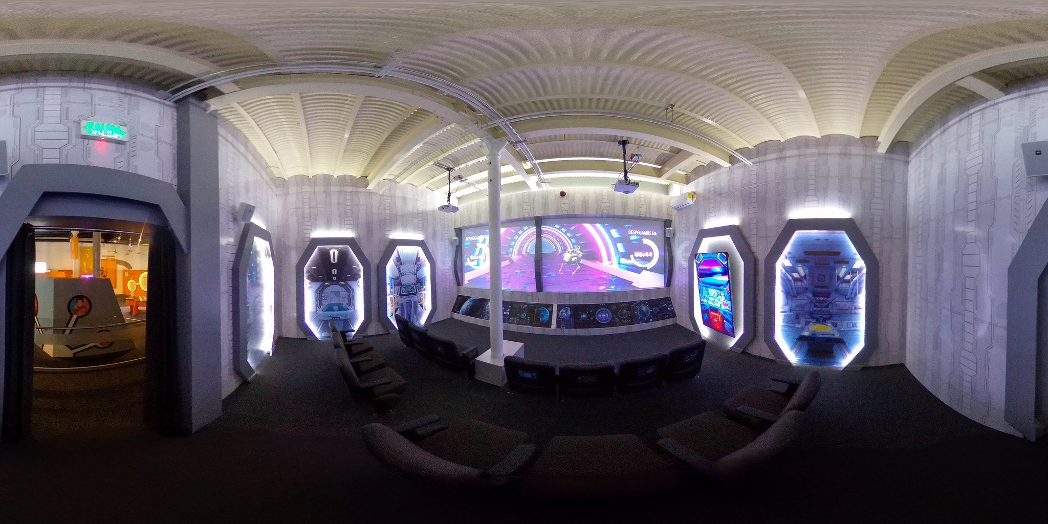 Panorama 360° de Viaje al Cosmos